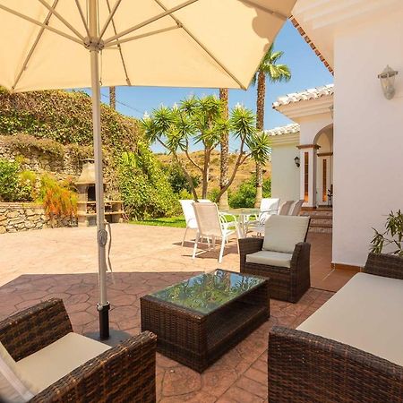 Villa Andalucia: Cerca De Todo, Intimidad Y Espacio Нерха Экстерьер фото