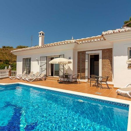 Villa Andalucia: Cerca De Todo, Intimidad Y Espacio Нерха Экстерьер фото