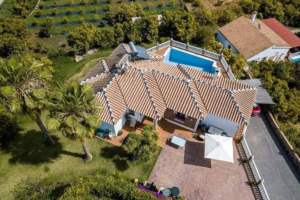 Villa Andalucia: Cerca De Todo, Intimidad Y Espacio Нерха Экстерьер фото