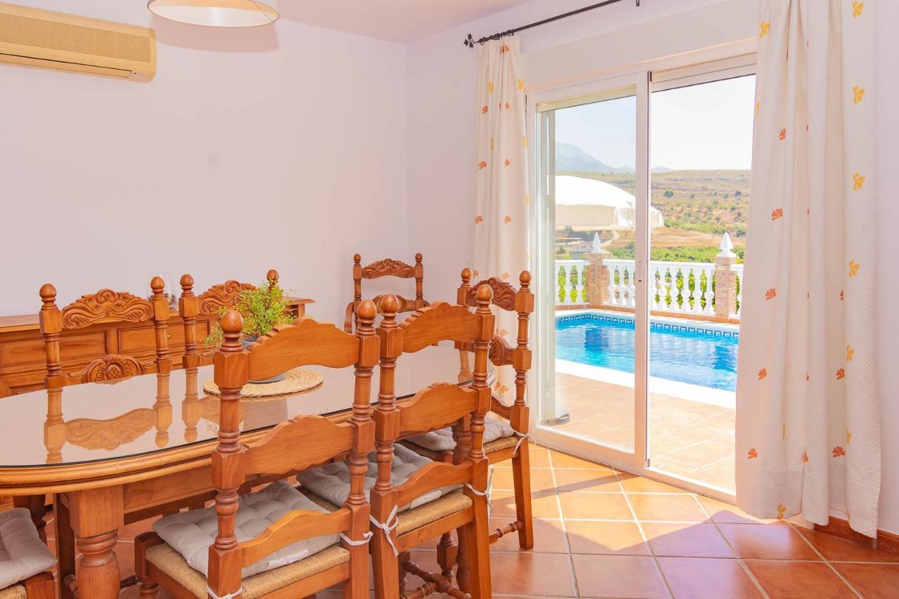 Villa Andalucia: Cerca De Todo, Intimidad Y Espacio Нерха Экстерьер фото