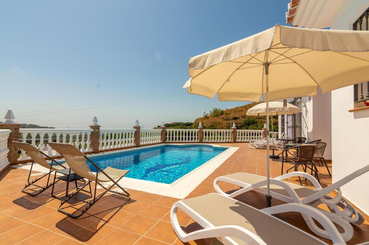 Villa Andalucia: Cerca De Todo, Intimidad Y Espacio Нерха Экстерьер фото